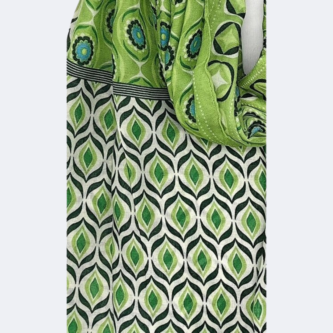 Retro-Inspired Floral Blue Scarf