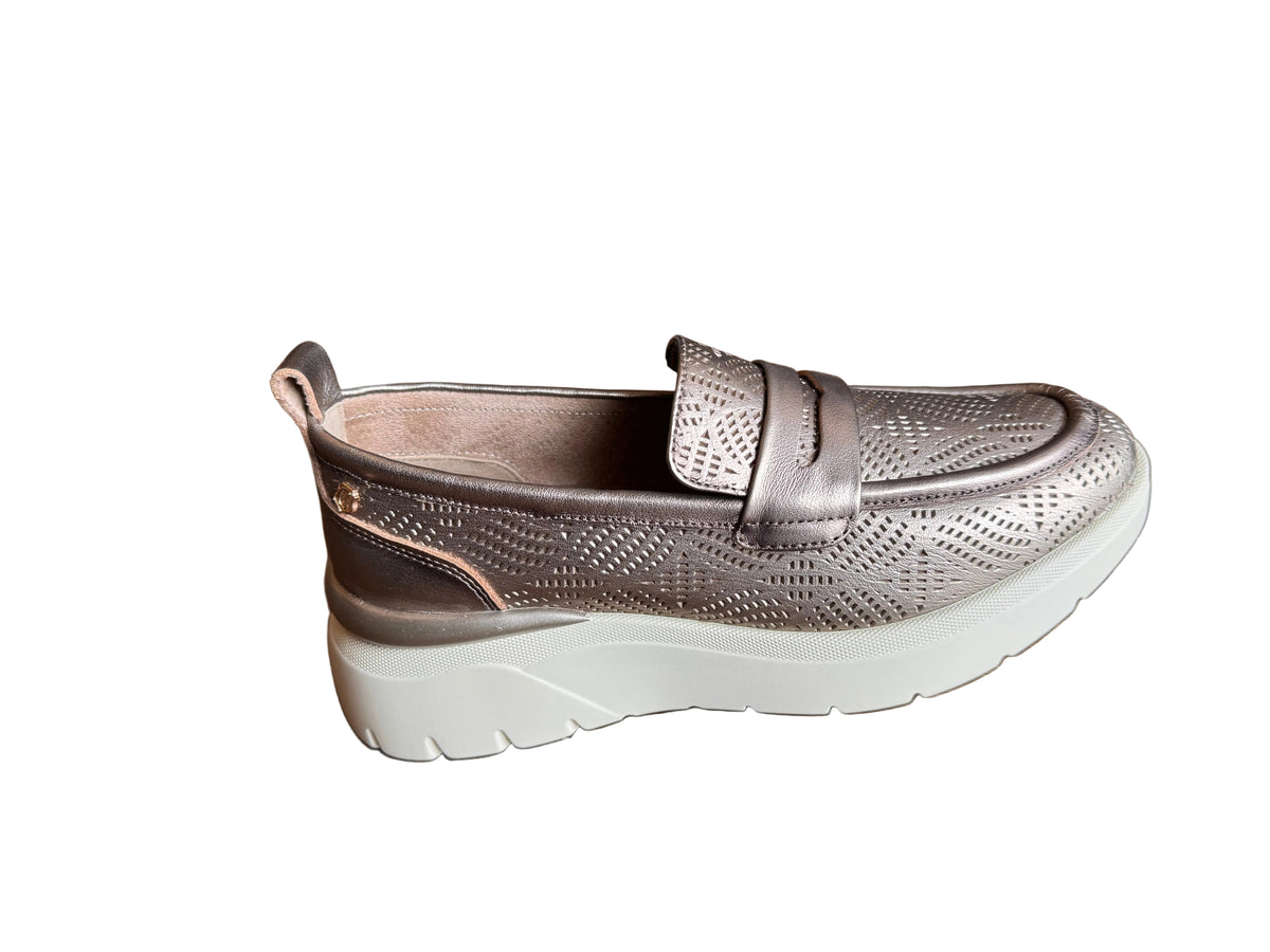 Carmela 161428 Slip On Shoe