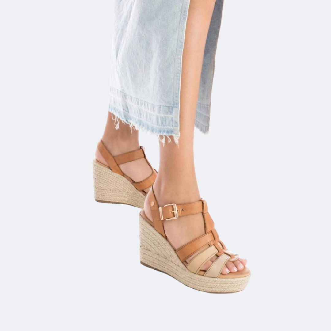 Carmela - 161622 - Wedge Sandals - Camel