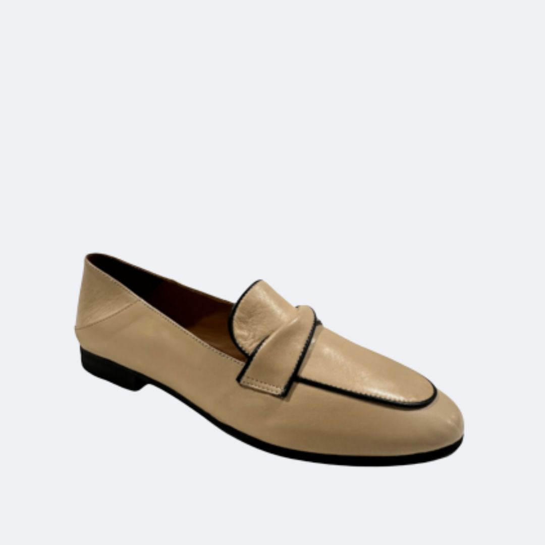 Via Nova - Boss - Leather