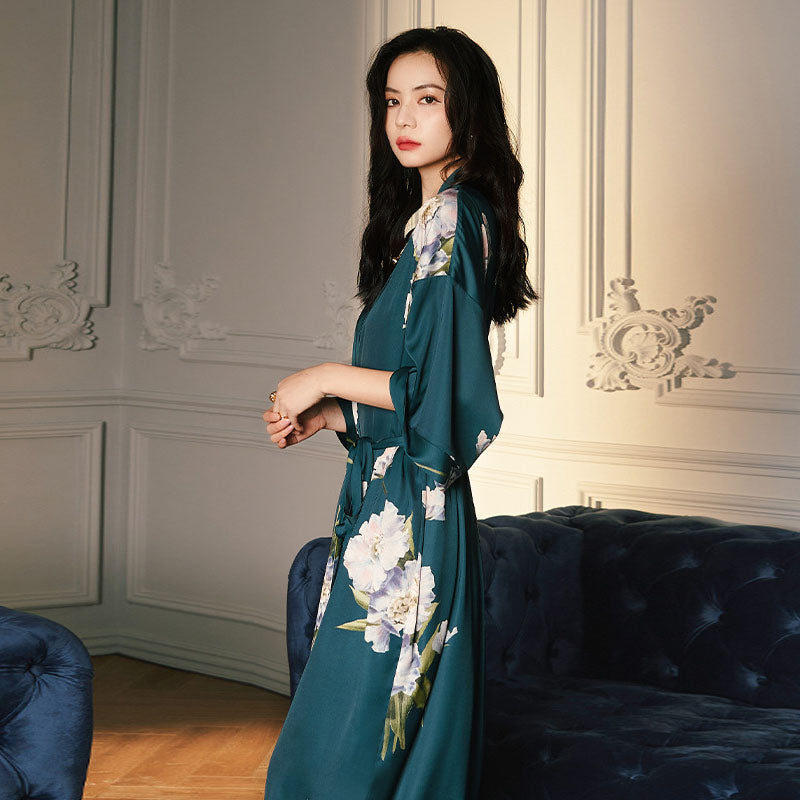 Sienna Relaxed Kimono Robe – Effortless Style and Comfort