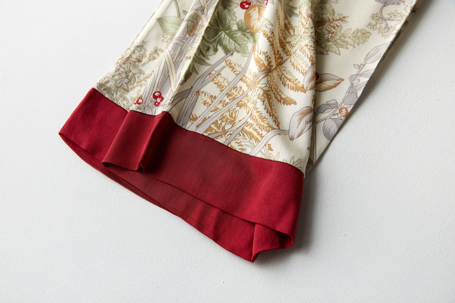 Bella 2-Piece Sleepwear Set – 100% Viscose High Quality