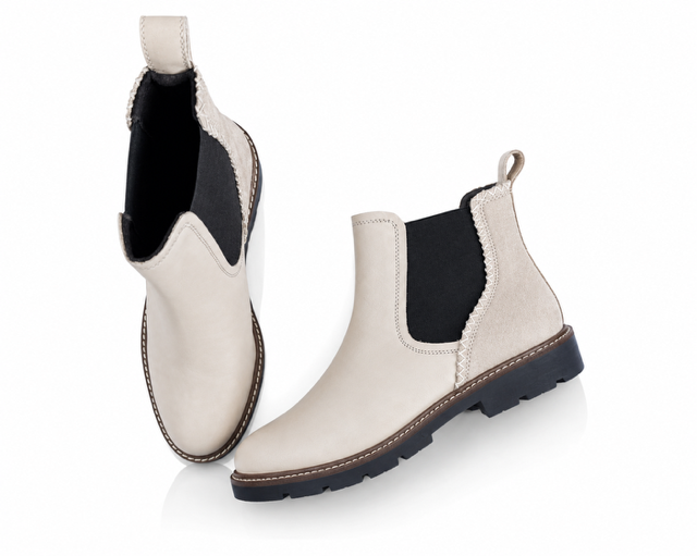 Via Nova - Malie - Boot