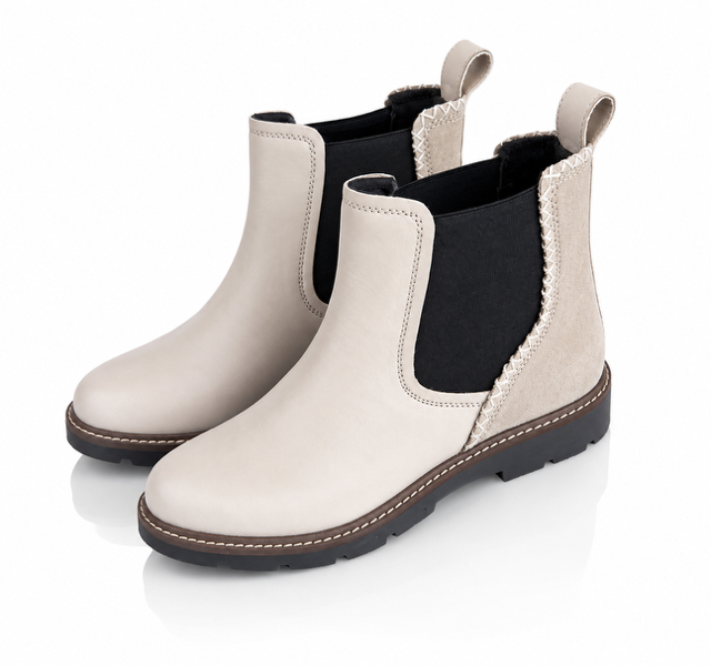 Via Nova - Malie - Boot
