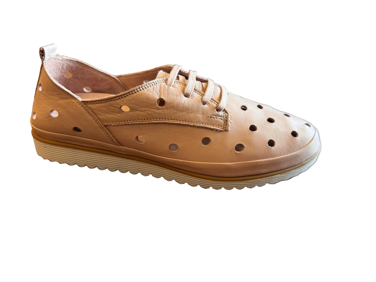 Via Nova Ceaser Walking Shoes