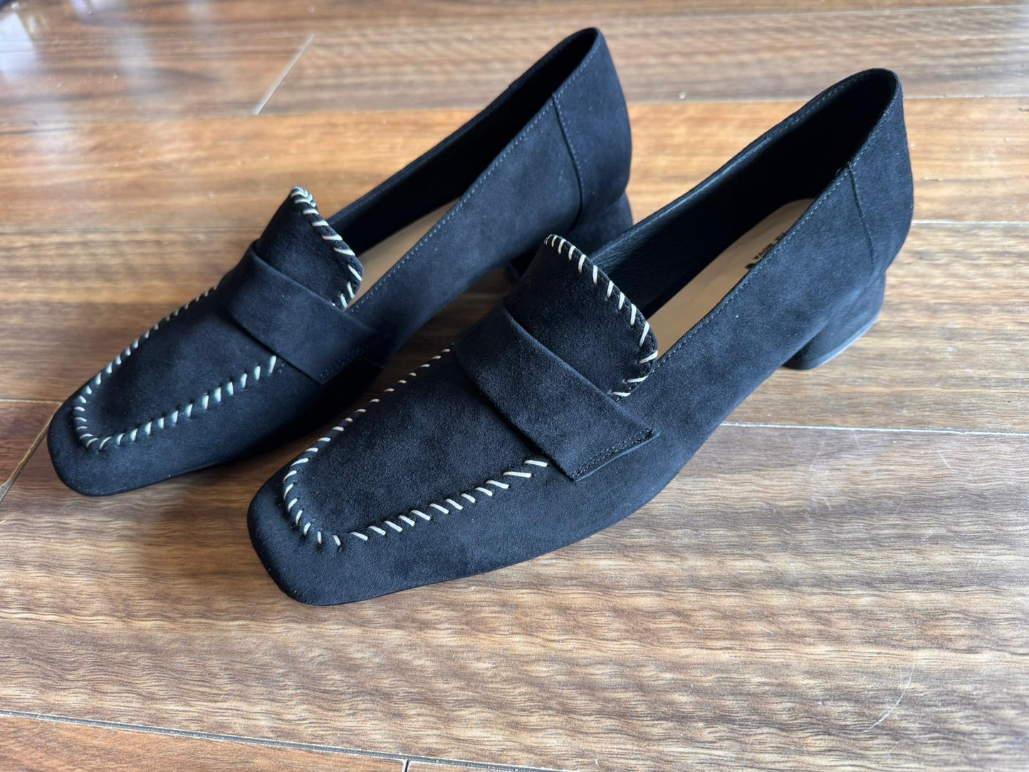 BO in Black Suede