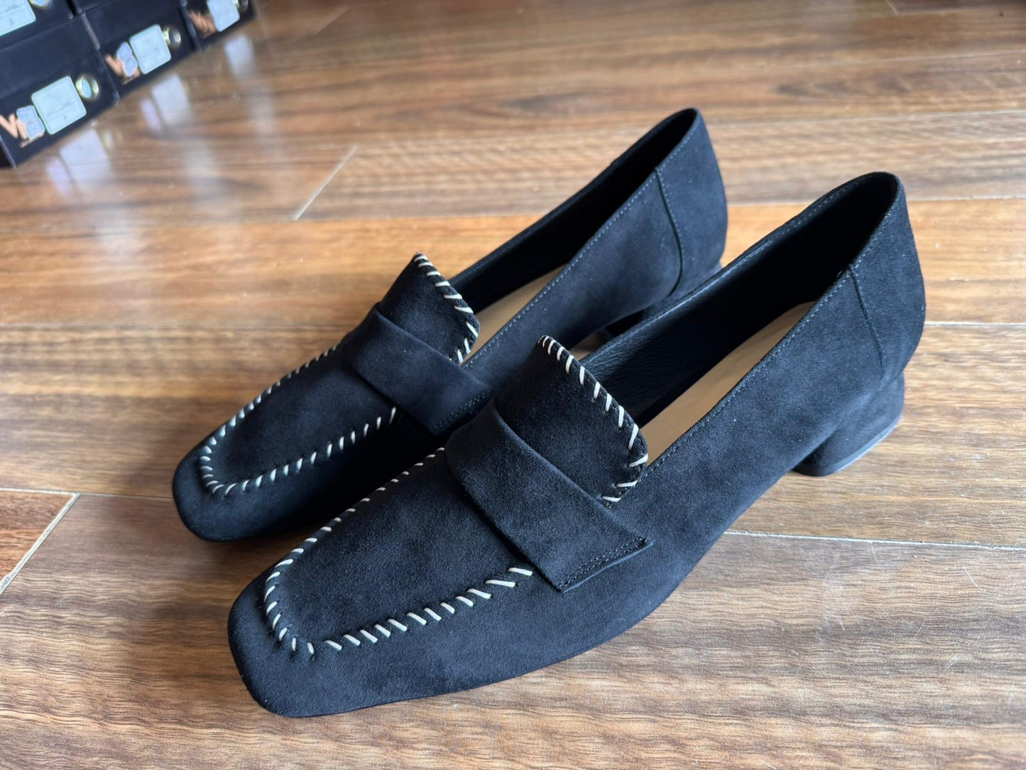 BO in Black Suede