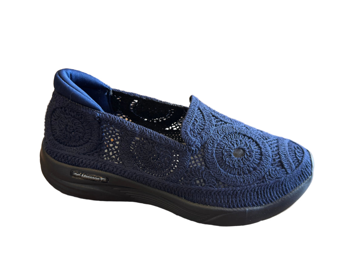 Via Nova Pass Slip On Sneaker