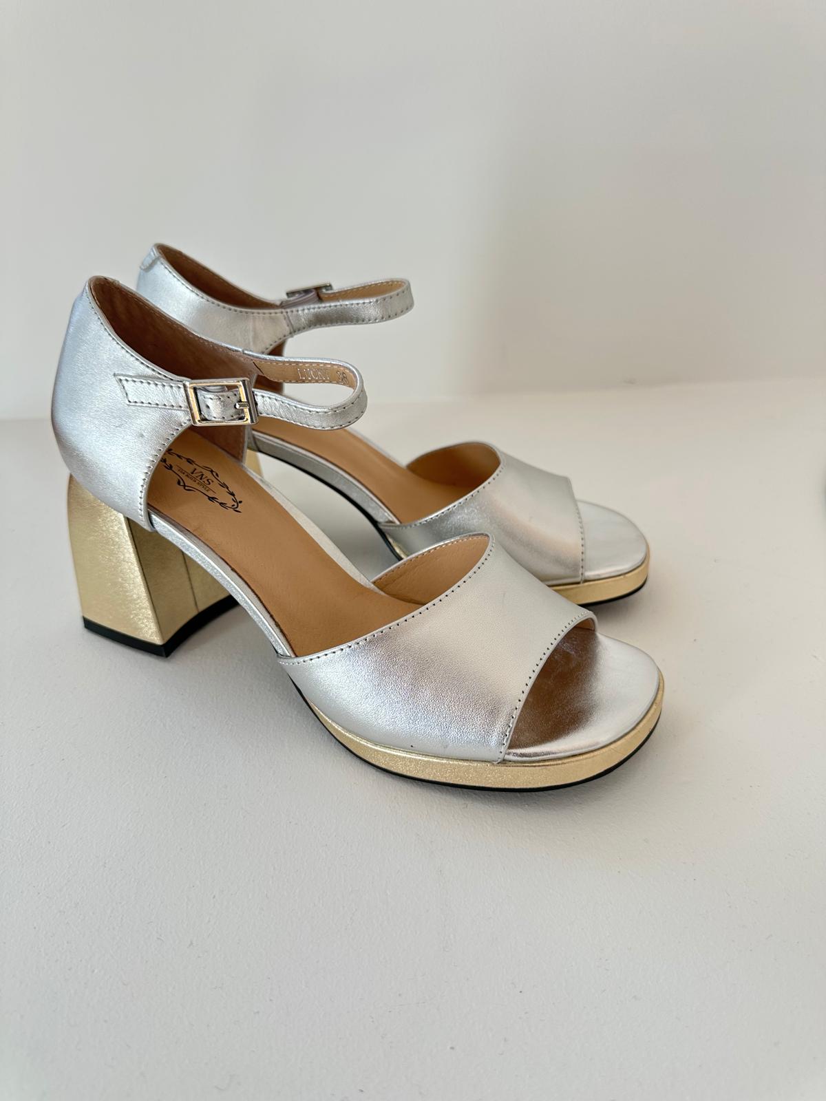 VNS - Lucky - Silver/Gold Heel