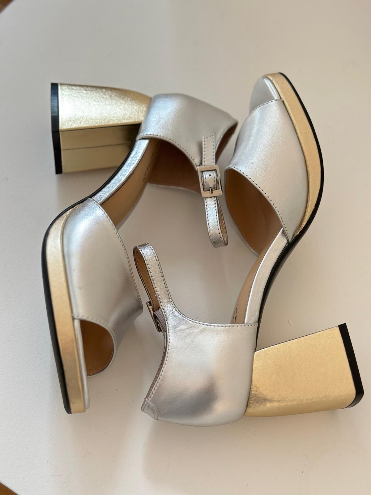 VNS - Lucky - Silver/Gold Heel