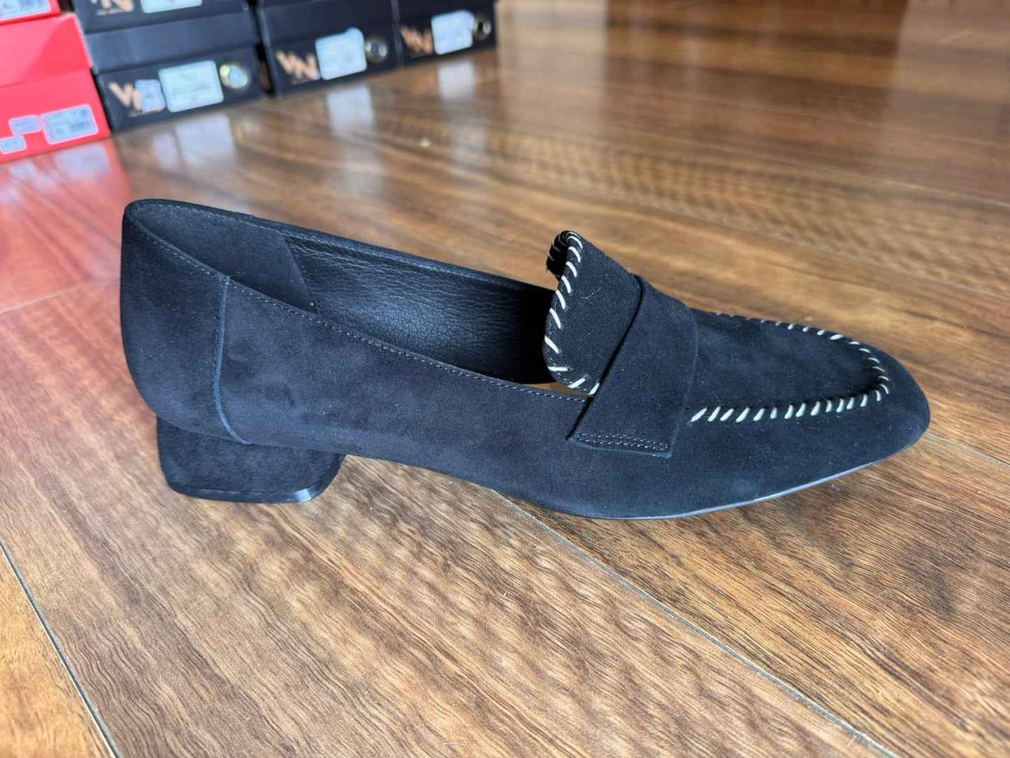 BO in Black Suede